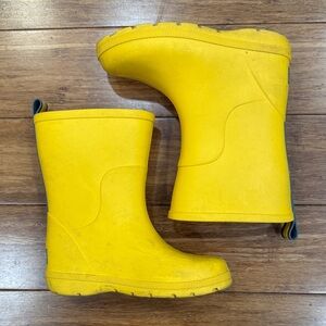 Totes youth rain boots